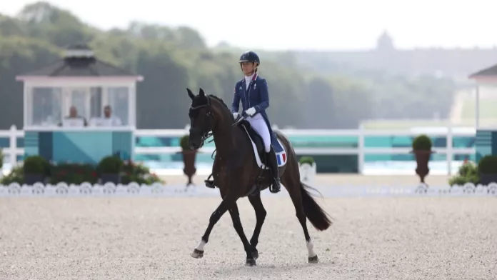 Dernière danse à Versailles pour Pauline Basquin et Sertorius de Rima Z*IFCE dans la finale individuelle