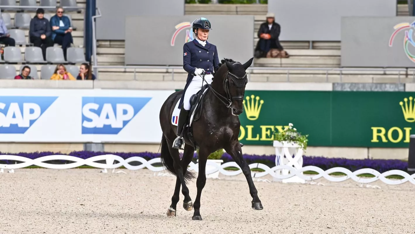 nne-Sophie Serre et Jibraltar de Massa quatrièmes dans le CDI 5* du Crozet (01)