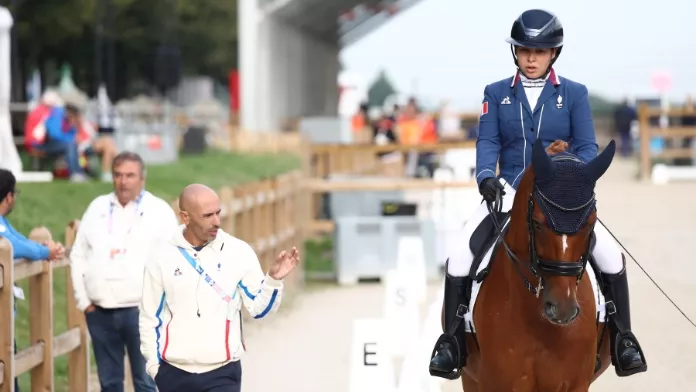 Alexia Pittier et Pedro Mendes, son entraîneur, aux Jeux paralympiques 2024